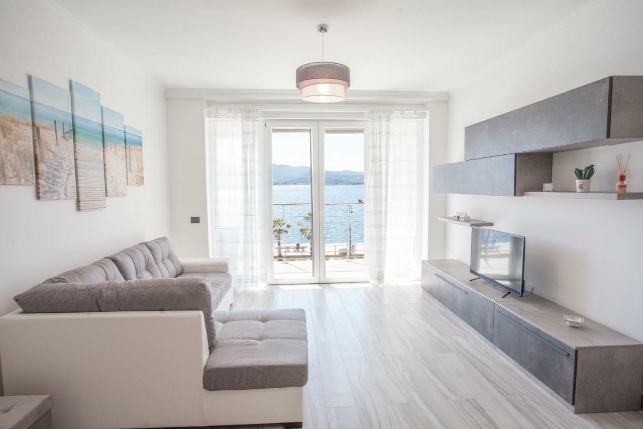 Appartamenti Lungomare Portoferraio - Goelba Екстериор снимка