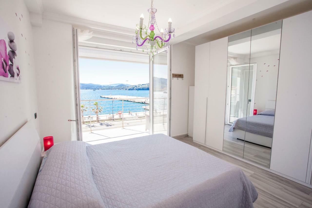 Appartamenti Lungomare Portoferraio - Goelba Екстериор снимка